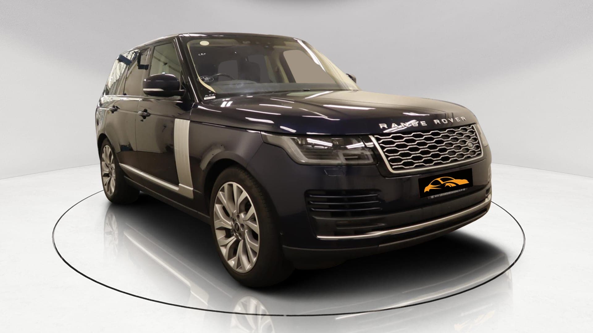 Land Rover Range Rover Autobiography, front three-quarter view