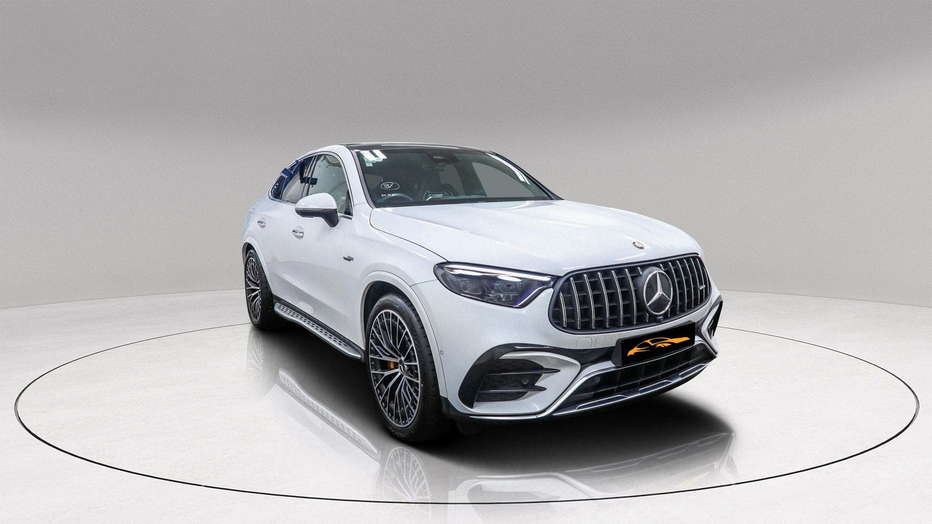 Mercedes-AMG GLC 63 S E Performance in white, front three-quarter view